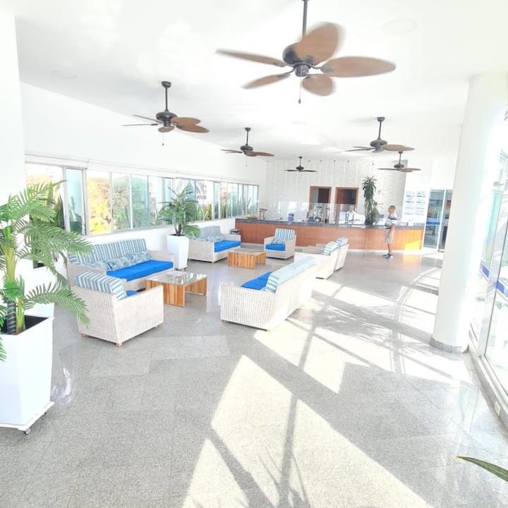 Apartamento Con Vista Al Mar Piso 19 Bocagrande Cartagena Екстериор снимка