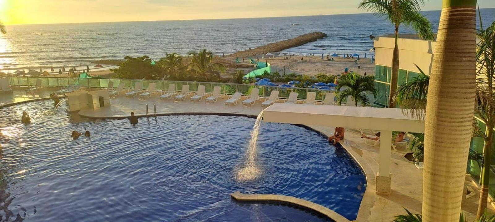 Apartamento Con Vista Al Mar Piso 19 Bocagrande Cartagena Екстериор снимка